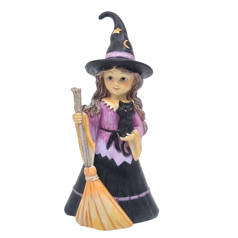 Witch - standing
