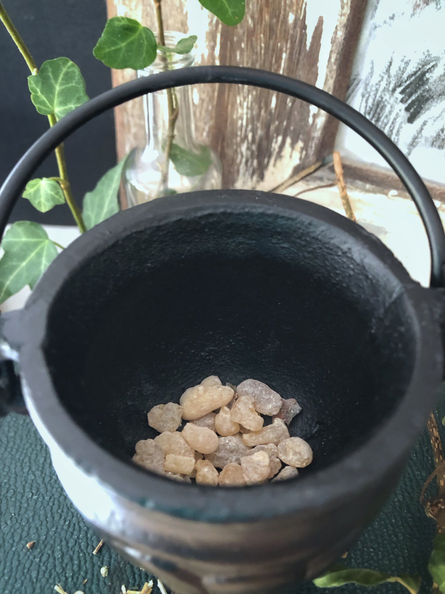 Small Cauldron - Pentacle