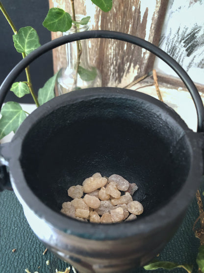 Small Cauldron - Pentacle