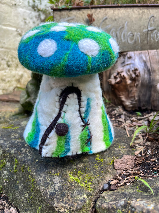 Mushroom Home -  blue/green