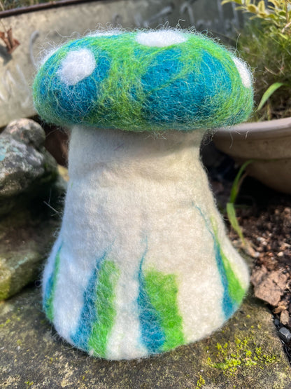 Mushroom Home -  blue/green